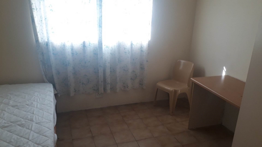 To Let 1 Bedroom Property for Rent in Summerstrand Eastern Cape